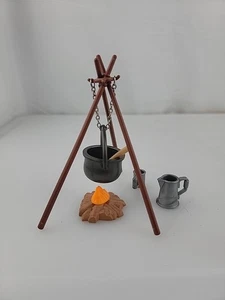 PLAYMOBIL Camping Lodge Soporte de Fuego Caldera con Soporte Trípode Olla Taza de Fuego Jarra - Imagen 1 de 7