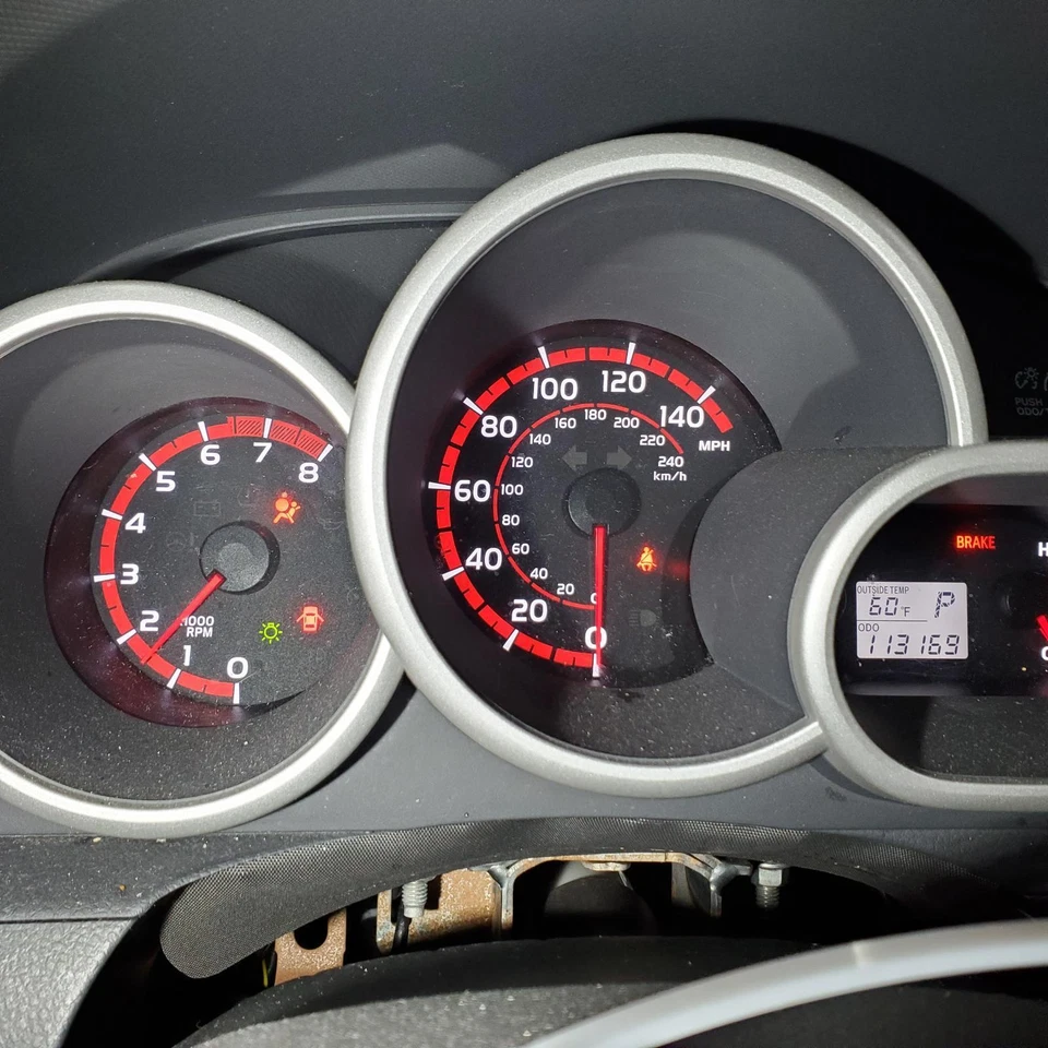 Velocímetro (cluster) Pontiac Vibe, EE. UU., 2,4 L, AT, TRACCIÓN DELANTERA 09 10 Foto 1 de 1