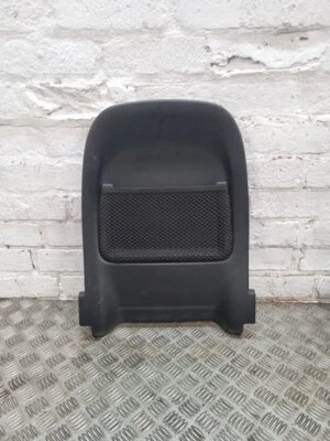 Copertura Sedile Posteriore Pannello Anteriore Sinistro Jaguar Xe X760 2015-2019 - Immagine 1 di 4