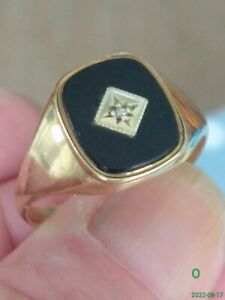 Hallmarked 9ct Gold Onyx Diamond Signet Ring. Size W