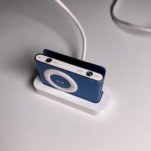Apple iPod Shuffle 2GB Blue 2nd Gen – Powers On AS IS For Parts - Picture 1 of 18