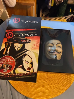 V For Vendetta Collector's Edition NO Disc, ONLY Mask and Art - Image 1 of 3