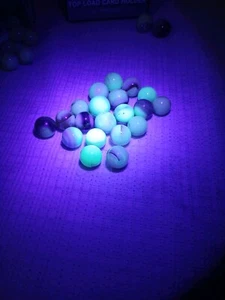 Lot Of (20) UV JABO  PEEWEE Uranium Vaseline Fluorescent Used. Glass Marbles  - Picture 1 of 3