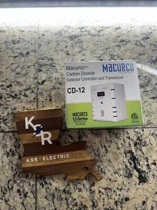 MACURCO CD-12 Carbon Dioxide Gas Detector Controller And Transducer - Picture 1 of 3