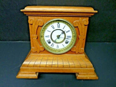 Antique Waterbury Oak Mantle Clock 'Johnson' 1900 - Image 1 of 4