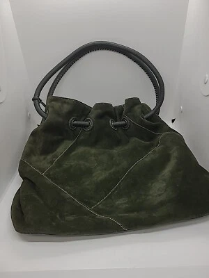 Bolso de hombro Donald J Pliner de cuero gamuza verde con cordón Foto 1 de 4