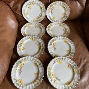 8 Limoges American Yellow Daisy Lunch Plates 22 K Gold Trim Scalloped Edge 9" - Picture 1 of 12