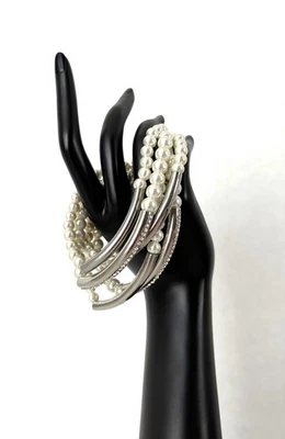 NUEVO CON ETIQUETAS Chico's Elegante Joyería Pulsera de 5 Hilos, Perlas Barras Tono Plateado Estrás Foto 1 de 4