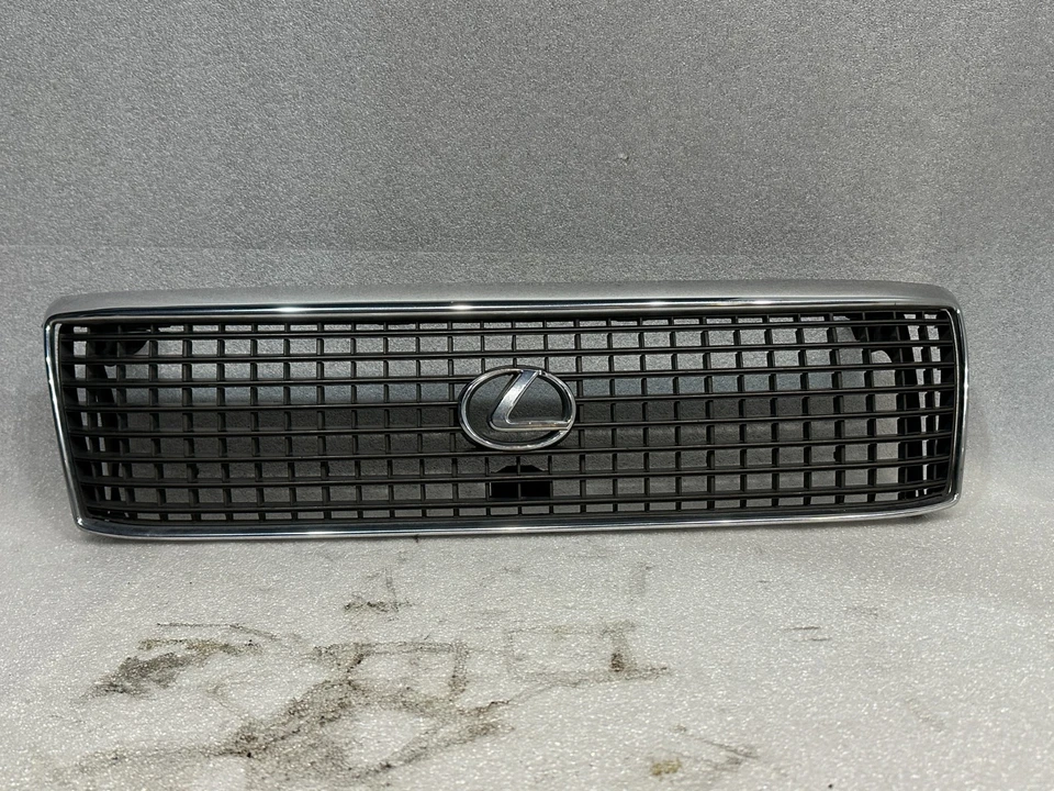Rejilla del radiador delantero Lexus LS400 1990-1992 con emblema 53100-50010 Foto 1 de 4