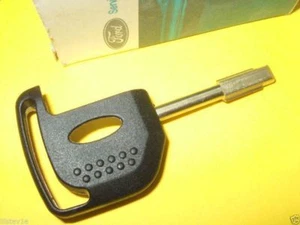 NEW GENUINE FORD KEY/BLANK/TIBBIE/TIBBY/SIERRA/Mk2/SAPPHIRE/RS/COSWORTH/XR4i/4x4 - Picture 1 of 2