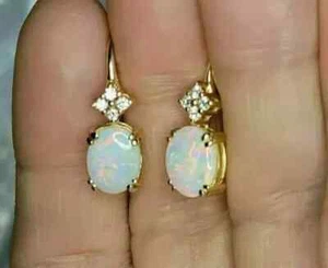 Pendientes colgantes colgantes de ópalo de fuego natural de 3,10 quilates de corte ovalado enchapados en oro amarillo de 14 k - Imagen 1 de 6