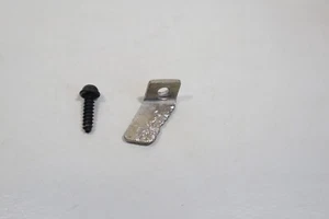Genuine Chain Catcher Husqvarna 236 240 Jonsered 2234 McCULLOCH CS340 530029850 - Picture 1 of 2