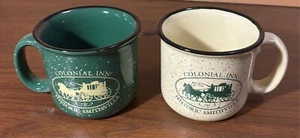 Colonial Inn Historic Smithville NJ - set di 2 tazze da caffè in gres/ceramica ottime condizioni - Foto 1 di 6