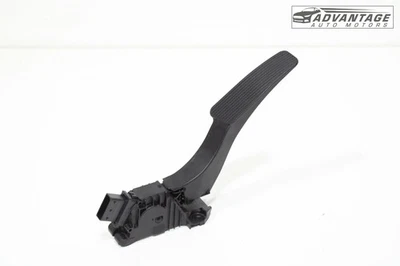2017-2025 CHRYSLER PACIFICA GAS ACCELERATOR THROTTLE PEDAL W/ SENSOR OEM - Image 1 of 4