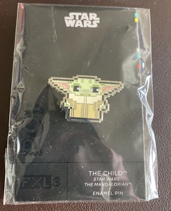 SDCC 2020 HALLMARK EXCLUSIVE STAR WARS THE MANDALORIAN THE CHILD PXL8 ENAMEL PIN - Picture 1 of 2