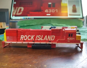 VTG HO Scale EMD Rock Island #4301 Parts & Atlas Silver Shell ONLY # 1776 - Picture 1 of 15