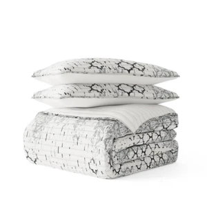 All Season 3-Pcs Distressed Aztec Reversible Microfiber Quilt Set with Shams - Picture 1 of 6