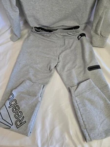 Reebok Youth Gray 2-Pc Hoodie/Pants Set (18) XXL Reebok Tags - Picture 1 of 15