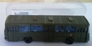 DDR-typischer Autobus Ikarus 260 der NVA für H0 (A-1021) - Bild 1 von 1