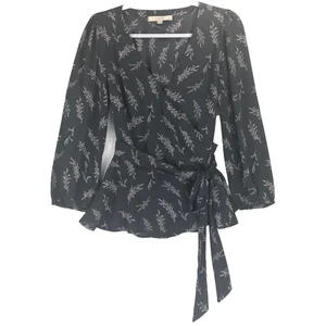 Loft Petites Wrap Blouse Women's MP Gray Pink Poly V Neck Long Sleeve - Picture 1 of 9
