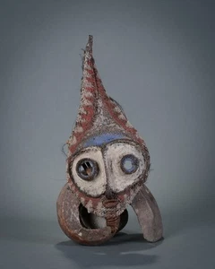 BRIDE PRICE (Wealth Object), Talipun, Prince Alexander Mountains, PNG - Picture 1 of 5