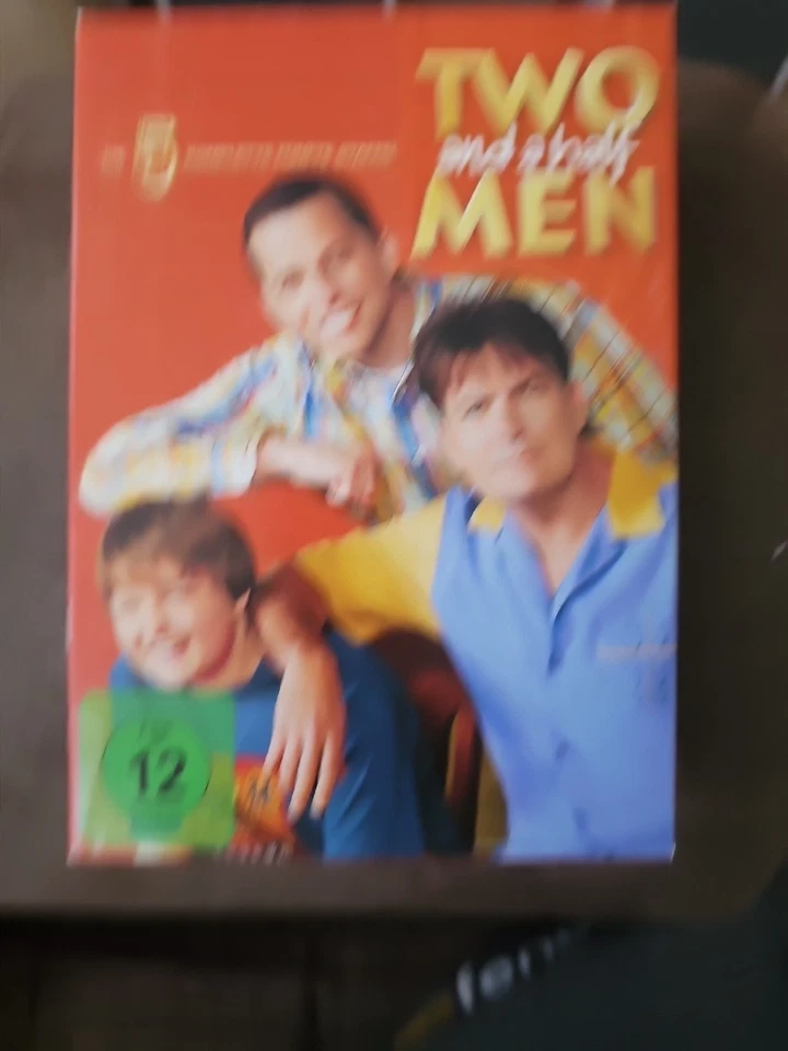 Two And A Half Men - Series 5 (Box Set) (DVD, 2009) - Image 1 of 1