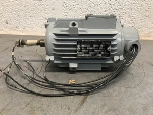 Woods Alternating Current AC Fan Motor D71B 440V~ 1.8A 60Hz 3400 RPM 99-513-7551 - Picture 1 of 7