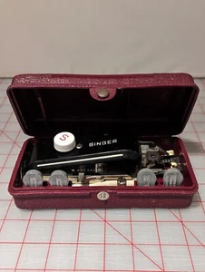 Vintage Singer Nähmaschine Knopflochaufsatz W654321N 4 Schablonen - Bild 1 von 6
