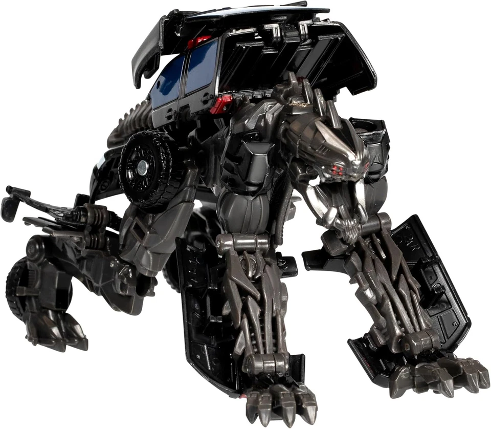 Hasbro Transformers Dark of the Moon Decepticon Hatchet Action Figure