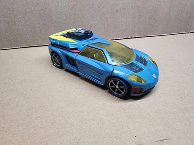 Legacy United Deluxe Class Cybertron Universe Hot Shot - Image 1 of 4