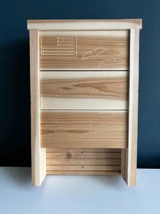 Applewood Outdoor Premium Fledermaushaus in Red Cedar mit Anleitung + Hardware USA - Bild 1 von 9