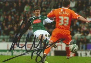 PLYMOUTH: RYAN LEONARD SIGNED 6x4 ACTION PHOTO+COA - Picture 1 of 1
