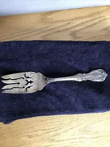 Rare - Reed & Barton Sterling Silver Cold Meat Serving Fork - “Burgundy” Pattern - Picture 1 of 12