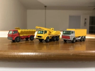 Lote de 3 cerillas súper rápidas de colección ~ esparcidor de grano, grúa Dodge, volquete DAF Foto 1 de 4