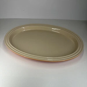 Bandeja para servir ovalada Le Creuset de gres de alta calidad 18" naranja volcánico - Imagen 1 de 11