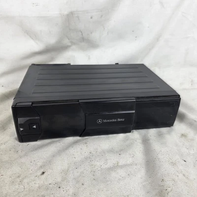 Cambiador de 6 discos CD 002-820-7989 1998-2002 Mercedes-Benz E430 94-97 E420 OEM Foto 1 de 4