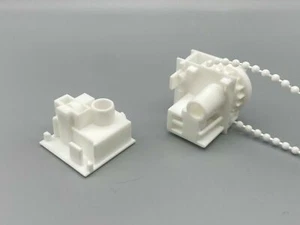 VERTIKALE JALOUSIEN ENDSETS - RECHTE SEITE / LINKE SEITE ZIEHEN + KOSTENLOSE KETTE & SCHNÜRE * - Bild 1 von 2