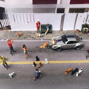 Diorama 1:64 Scale Pet Dog Model City Street Garage Scene Daisplay Props Model - Picture 1 of 33