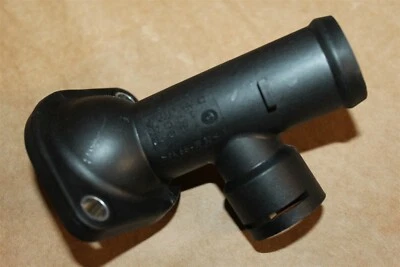 VW Audi Coolant Pipe Union 03L121121A New Genuine VW part - Image 1 of 3