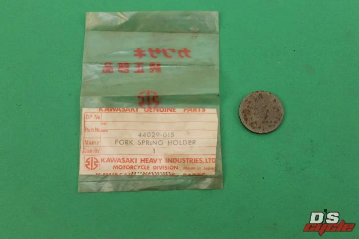 Kawasaki NOS NEW 44029-015 Fork Seat Spring Washer F5 F8 F9 F81M 1970-75 - Image 1 of 1