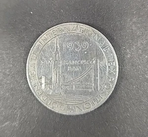 1939 USA San Francisco World FAIR Exposition GOLDEN GATE BRIDGE Old Medal i96490 - Picture 1 of 2