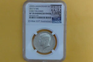 2017-S  KENNEDY HALF DOLLAR NGC SP70  EARLY RELEASES - Picture 1 of 4