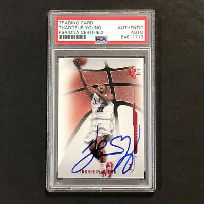 2008-09 SP подлинный #51 Thaddeus Young подписанная карта AUTO PSA плиты 76ers - Изображение 1 из 2