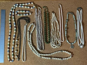 Pearl Necklaces Lot of 10 Vintage - Now Fashion Jewelry Variety Size Shape Color - Picture 1 of 14