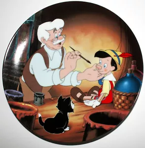 WALT DISNEY GEPPETTO CREA PIATTO PINOCCHIO SA PRIMA EMISSIONE TARGA # 6480A - Foto 1 di 3