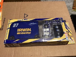 NASCAR Pit Wagon Bausatz Motorworks Kurt Busch 1:24 originalverpackt  - Bild 1 von 4