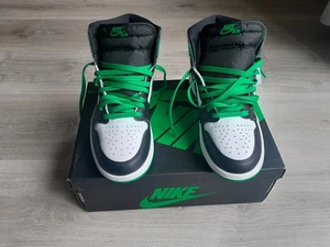 Nike Air Jordan 1 Retro High OG DZ5485 031 Black Lucky Green-White NEU - Bild 1 von 11