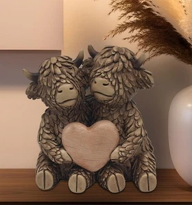 Estatuilla adorno Hughie Highland Cows 'True Love' - Imagen 1 de 2