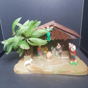 Belén de Navidad de 5" de plástico duro vintage hecho en Hong Kong - Imagen 1 de 6
