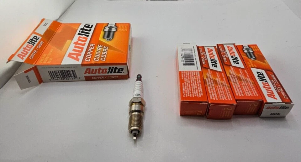 (CANTIDAD 4) Bujía Autolite Cobre 605 para Chevrolet Silverado 1500 2009 Foto 1 de 4